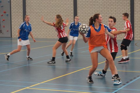 Korfbal C2  29 november-026.JPG